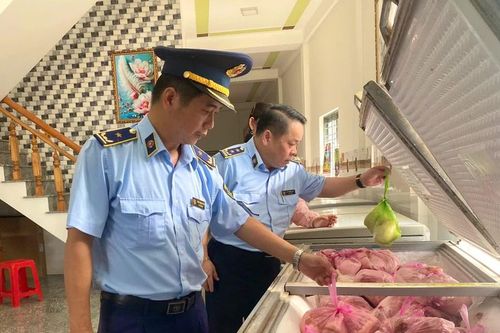 Gia Lai: Phát hiện hơn 4 tấn thịt heo không rõ nguồn gốc, xuất xứ