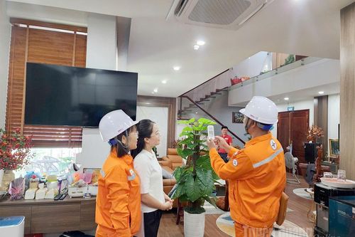 Công ty Điện lực Tuyên Quang đẩy mạnh tuyên truyền tiết kiệm điện khi nắng nóng kéo dài