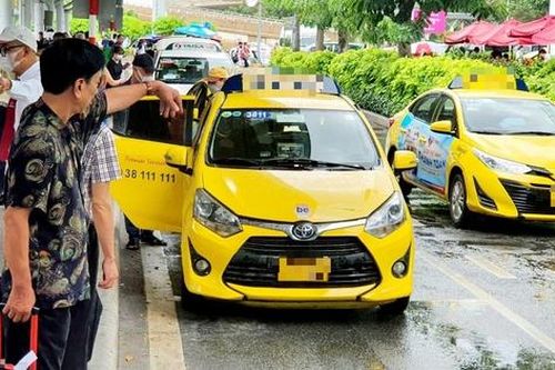 Thu tiền sai, tài xế taxi có thể bị phạt tới 10 triệu đồng