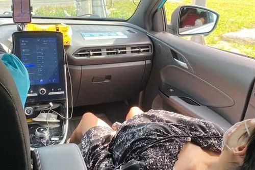 TP.HCM: CSGT Đa Phước mở đường đưa sản phụ đến bệnh viện kịp thời
