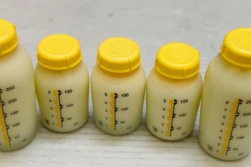 Cách bảo quản sữa mẹ ở vùng không có tủ lạnh