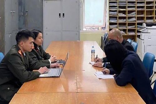 Khi giang hồ dùng mạng xã hội để khoe mẽ