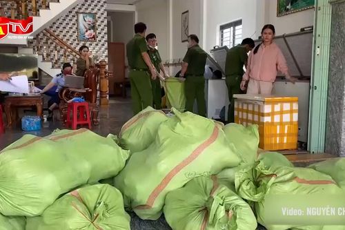 Cận cảnh 2 cơ sở thu gom thịt lợn trôi nổi số lượng lớn giữa thời điểm dịch bệnh diễn biến phức tạp