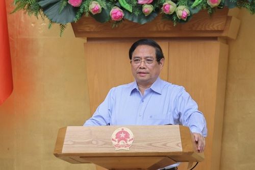 Thủ tướng: Giải quyết vướng mắc cho 3.000 dự án liên quan đến đất đai, điện tồn đọng, kéo dài