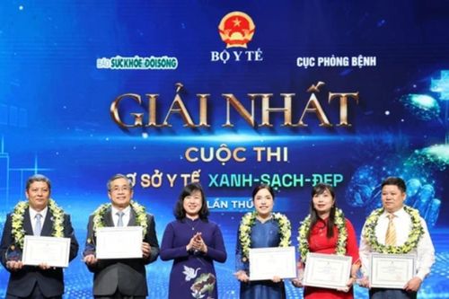 Trao giải Cuộc thi Cơ sở y tế xanh - sạch - đẹp lần thứ I
