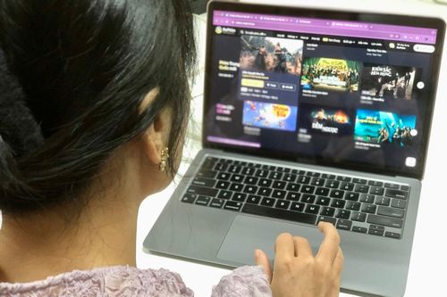 Xem web lậu vì 'tiện, gì cũng có'