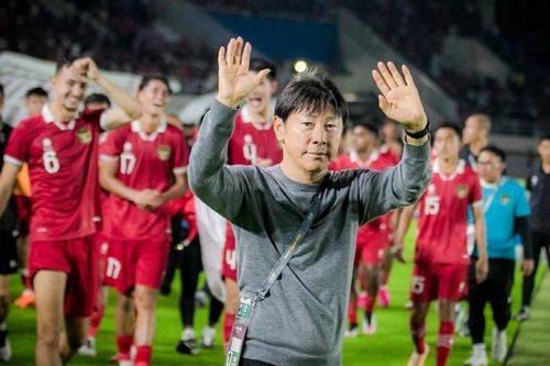 HLV Shin Tae-yong từ chức
