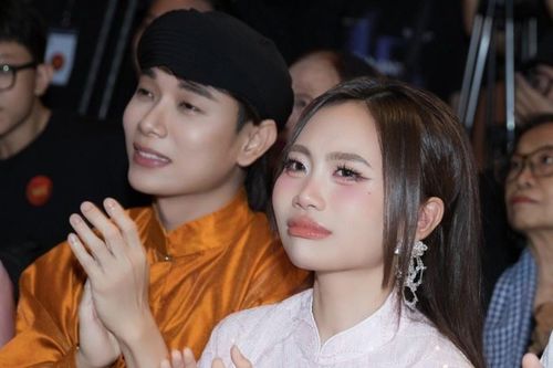 Phương Mỹ Chi làm lộ kết quả Em xinh 'say hi'