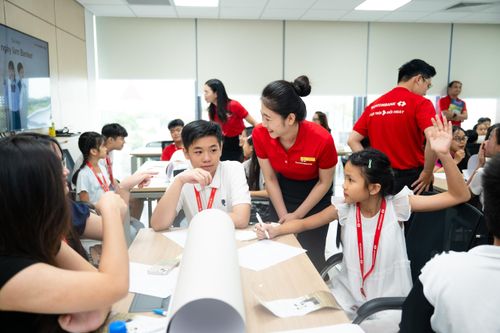 Techcombank đồng hành giáo dục tài chính cho thế hệ tiếp nối vượt trội