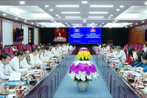 Tăng cường hợp tác giữa Sơn La với tỉnh Hủa Phăn và Luông Pha Bang