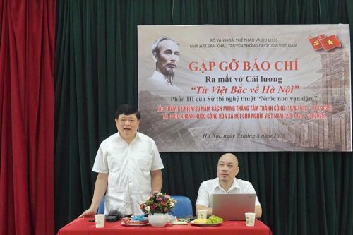 Tái hiện hành trình trở về của Bác