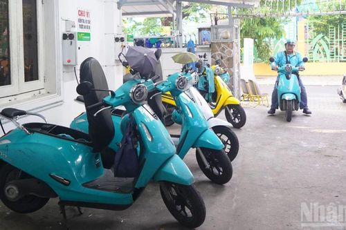 Nhiều trạm sạc xe điện kiểu mẫu tại Thành phố Hồ Chí Minh