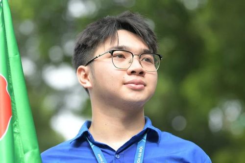 Sinh viên Bách khoa mang tri thức công nghệ về vùng khó khăn