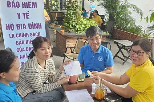 Đề xuất nhiều chính sách hỗ trợ đóng BHXH, BHYT cho người dân TPHCM
