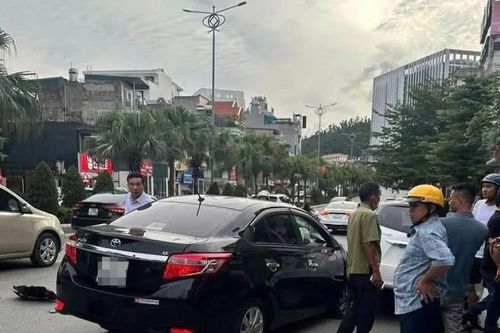 Một phó giám đốc lái xe khi say xỉn, gây tai nạn liên hoàn