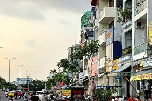 Vỉa hè Dương Quảng Hàm TP HCM: Cần vai trò rõ nét từ chính quyền địa phương