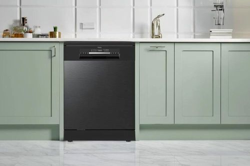 Máy rửa chén có UV diệt khuẩn, sấy khí nóng, cảm biến độ bẩn của nước