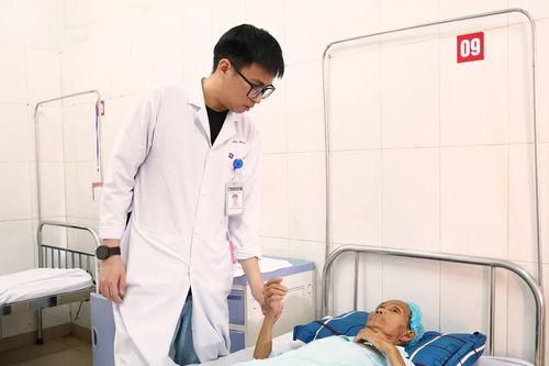 Phẫu thuật thành công khối u lớn ở màng não