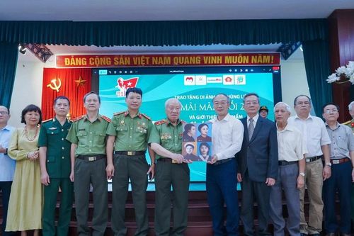Hồi sinh di ảnh 4 nữ Anh hùng Liệt sĩ Công an nhân dân