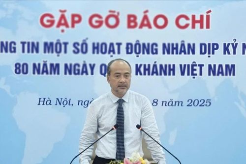 Tổ chức nhiều hoạt động ý nghĩa cho kiều bào nhân dịp Quốc khánh 2/9