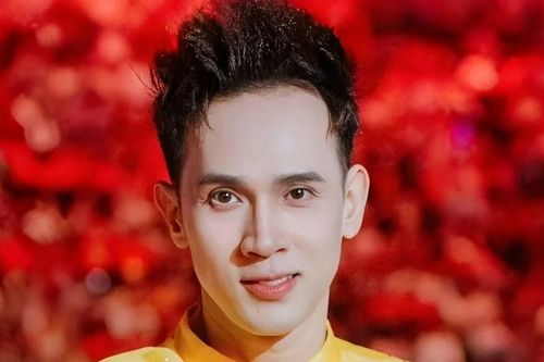 Ca sĩ Nguyên Vũ khác người