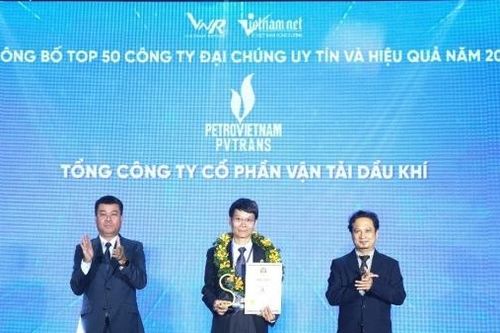 PVTrans lọt Top 50 Công ty Đại chúng uy tín và hiệu quả năm 2025