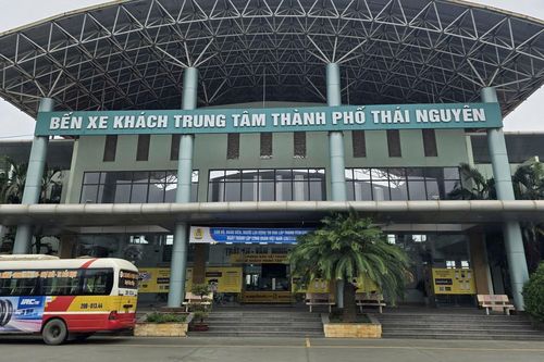 Vụ nhóm người chặn taxi, đuổi phụ nữ bế con ra khỏi xe: PGĐ Sở thông tin bất ngờ