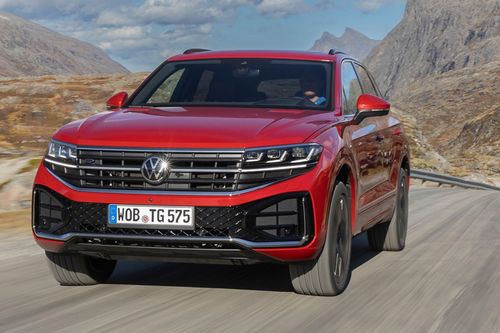 SUV cỡ lớn Volkswagen Touareg sắp bị khai tử, bản nâng cấp rục rịch về Việt Nam