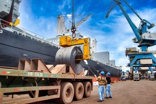 Lò cao số 1 của Hòa Phát Dung Quất 1 vận hành trở lại