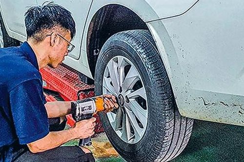 Lốp ô tô có thể thay một chiếc được không?