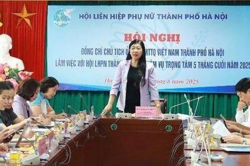 Hội LHPN Hà Nội báo cáo một số khó khăn, vướng mắc khi hoạt động Hội theo mô hình mới