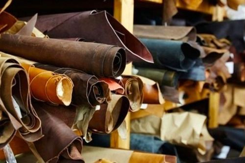 Không có 'chợ' nguyên phụ liệu, ngành da giày khó 'cất cánh'