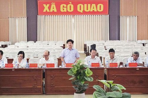 Trưởng ban Tuyên giáo và Dân vận Tỉnh ủy An Giang Tống Phước Trường làm việc với 4 xã về công tác chuẩn bị đại hội