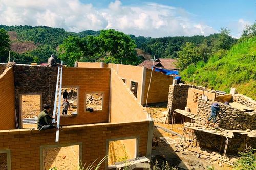 Đầu tư hạ tầng, nâng cao chất lượng giáo dục