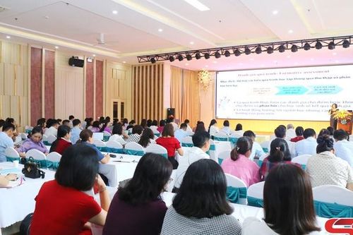 Tập huấn bồi dưỡng chuyên môn cho cán bộ quản lý các cơ sở giáo dục