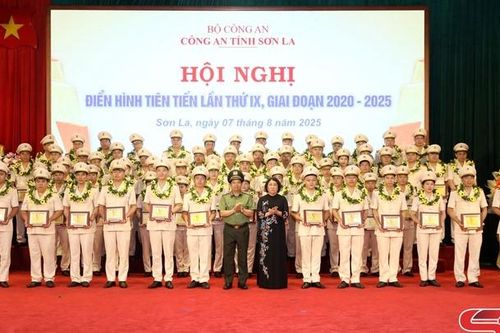 Công an Sơn La tuyên dương 100 điển hình tiên tiến, giai đoạn 2020-2025
