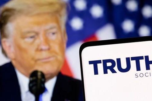 Truth Social của ông Trump ra mắt công cụ AI riêng