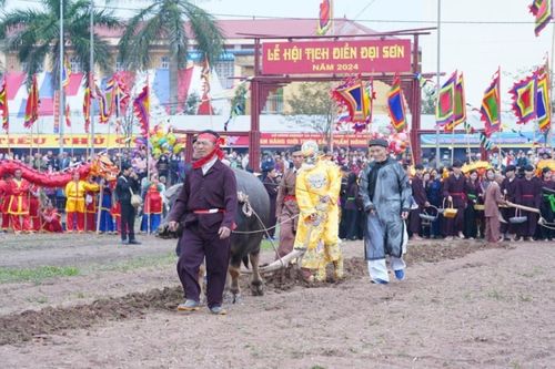 Xây dựng chuẩn mực văn hóa và con người Việt Nam trong kỷ nguyên mới