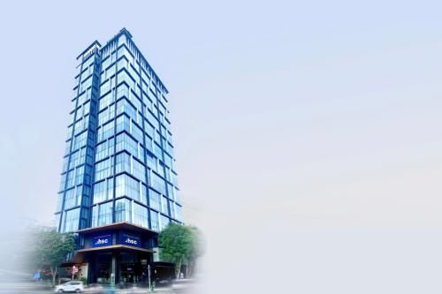 Cổ đông Nhà nước HFIC đấu giá toàn bộ quyền mua cổ phiếu HSC, khởi điểm 836 tỷ đồng