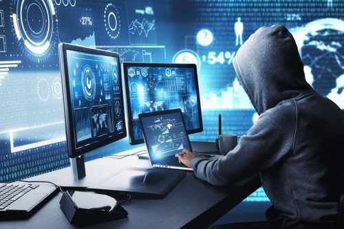 Học sinh lớp 10 'hack' nhiều kênh truyền hình chỉ trong 30 giây, lật mở bí mật kinh hoàng từng được giấu kín