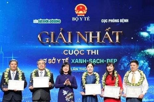 Người bệnh tham gia đánh giá chất lượng xanh-sạch-đẹp tại cơ sở y tế