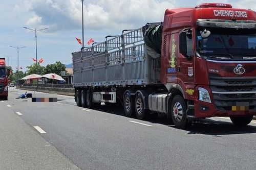 Tai nạn trên Quốc lộ 1 qua TP Huế, nữ sinh viên tử vong thương tâm
