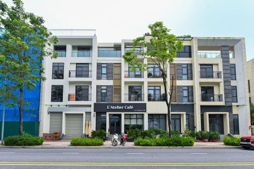 Shophouse trăm tỷ 'khu nhà giàu' ế ẩm
