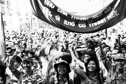 Từ phong trào 'Ba sẵn sàng' đến sứ mệnh thanh niên Việt Nam thời đại mới