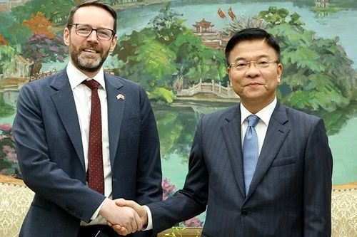 Mong muốn Vương quốc Anh đồng hành cùng Việt Nam đưa tiếng Anh trở thành ngôn ngữ thứ hai