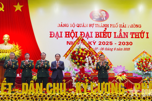 Thiếu tướng Lương Văn Kiểm dự Đại hội đại biểu Đảng bộ Quân sự TP Hải Phòng lần thứ I