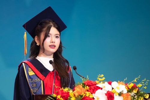 Học viện Ngoại giao trao bằng tốt nghiệp cho hơn 1200 tân cử nhân K48