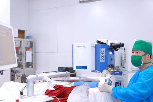 Y tế tư nhân và xu thế thời cuộc: Định hình hệ sinh thái dịch vụ đa tầng