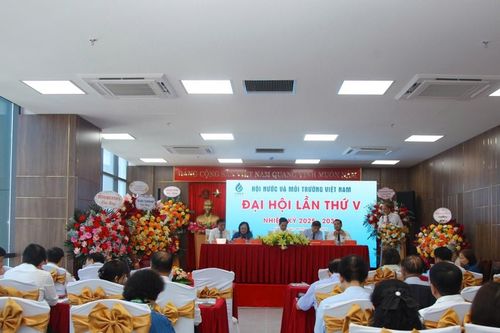 Ông Chu Phạm Ngọc Hiển tái đắc cử chức vụ Chủ tịch Hội Nước và Môi trường Việt Nam
