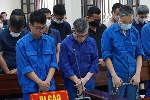 Hé lộ đường dây 'ăn chia', Tòa trả hồ sơ điều tra bổ sung